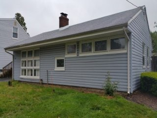 73 Silver Lake Ave Edison, NJ, 08817..