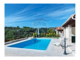 House - For Sale - Limassol, Limassol