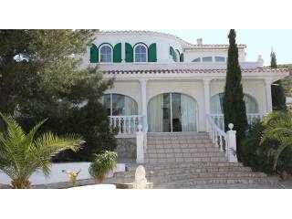 4 Bedroom Villa in Pedreguer