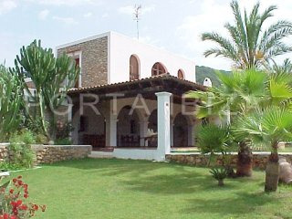 fantastic finca in the near of Santa..