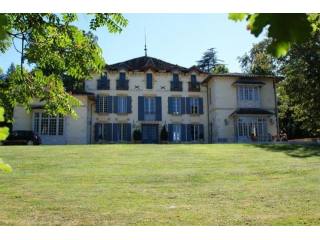 6 bedroom Castle For Sale: 24100..