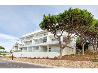 Beautiful Modern Apartment With..