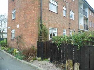 2 bedroom, Flat house for sale