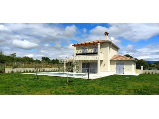 Istra, Labin, 145.05m2, samostojeća kuća s bazenom