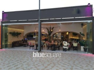 Exclusive Frontline bar restaurant in..