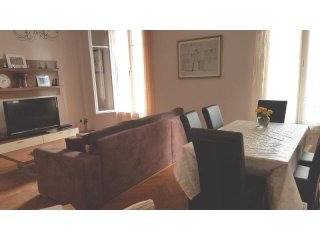 Generously Sized 2 Bedroom Apartment..