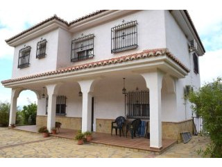 Villa for Sale in Alcaucin, Alcaucin..