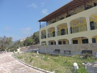 B363 - Hotel unit of 450 sq.m. in a..