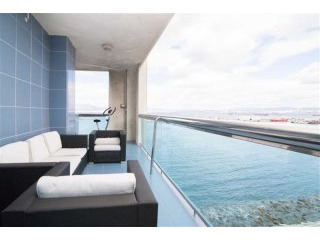 4 bed apartment in Europlaza