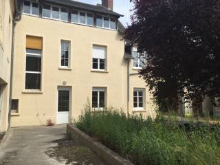 Maison De 10 Pieces A Vendre Centre..