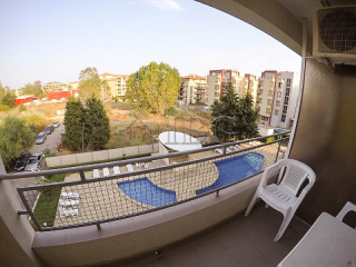 Furnished studio with pool view in..