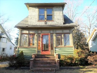 103 Jefferson Ave Stratford, NJ, 08084..