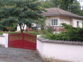Detached Bungalow In 8209m2 Of Land