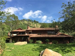 70 Coolwater Road | Bell Canyon..