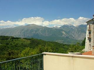 Stunning detached property in a..