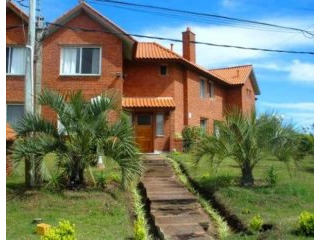 3 Bedroom House - For Rent - Pinares