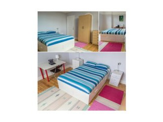 Single with double bed near Putney..