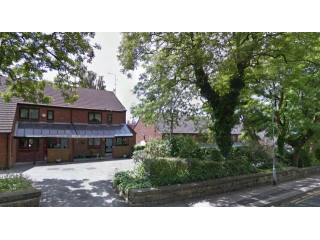 **DISABLED ADAPTED FLAT** 3 bedroom..