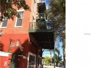 2 bedroom Property For Sale: 215..