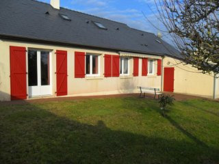 Traditional House with Nice Garden