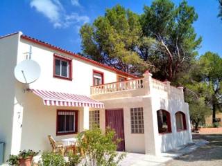 Spacious Villa close to Ontinyent