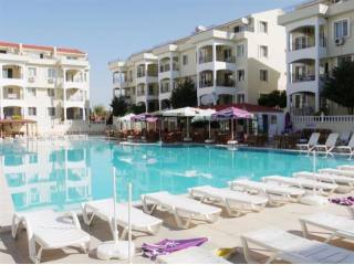 Golden Park Apartments