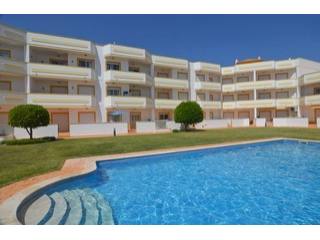 REDUCED!! 2 Bedroom apartment with..