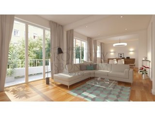 Avenidas Novas large apartments with..