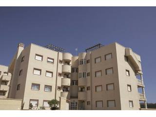 2 BED BEACH APARTMENT
