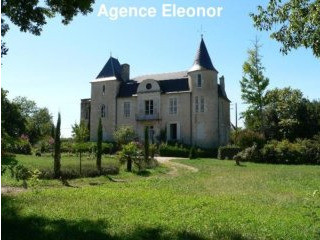 Well Renovated Chateau Walking Distance..