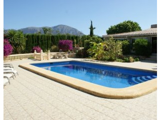 Large Villa With Stables In Quiet Rural..