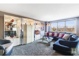 2 bedroom Apartment For Sale: 3935..