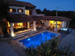 Luksuzna mediteranska vila u okolici Šibenika - privatna oaz