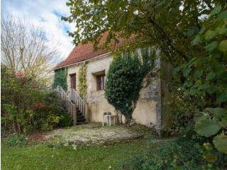 In The Dordogne Valley Close To All..
