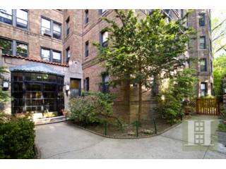 1 bedroom Apartment For Sale: 4410..