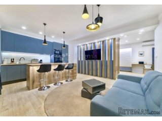 ZAGREB, MAKSIMIR, LUKSUZAN STAN 40 M2 S BAZENOM