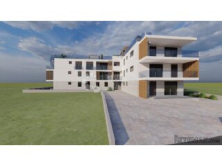 PRODAJE SE – DVOSOBNI APARTMAN U VODICAMA, 50 m OD MORA