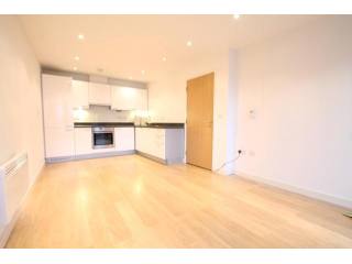 2 bed flat to rent
