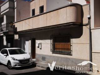 Ref: VHTH1580 - Village House for Sale..