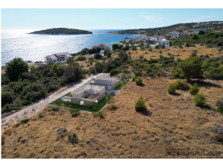 ROGOZNICA- SPEKTAKULARNA VILLA S PREDIVNIM POGLEDOM