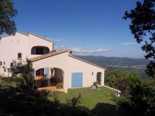 Tres Belle Villa Avec Piscine Et Vues..