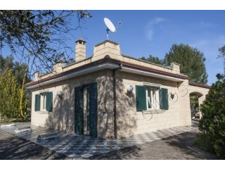 V000193, Villa In Zona Residenziale In..