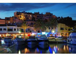 2 bedroom town house for sale