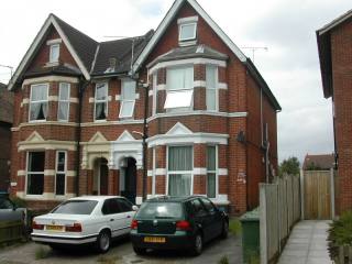 Shirley Southampton Flat for rent.