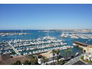 Fabulous Front Line 4 Bedroom Penthouse..