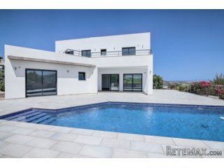 Recently built modern villa in Benitachell, only a 10..
