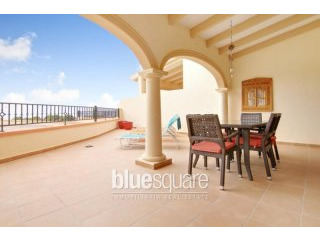 Panoramic sea view 3 bedroom 3 bathroom..
