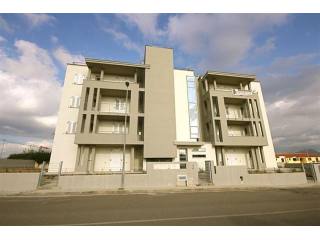 2 Bedrooms - Apartment - For Sale