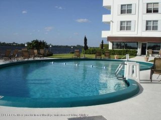 2840 S Ocean Blvd #309, Palm Beach, FL..