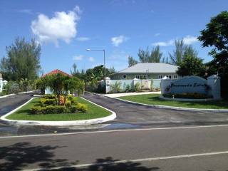 Apartment/townhouse - This brand new..